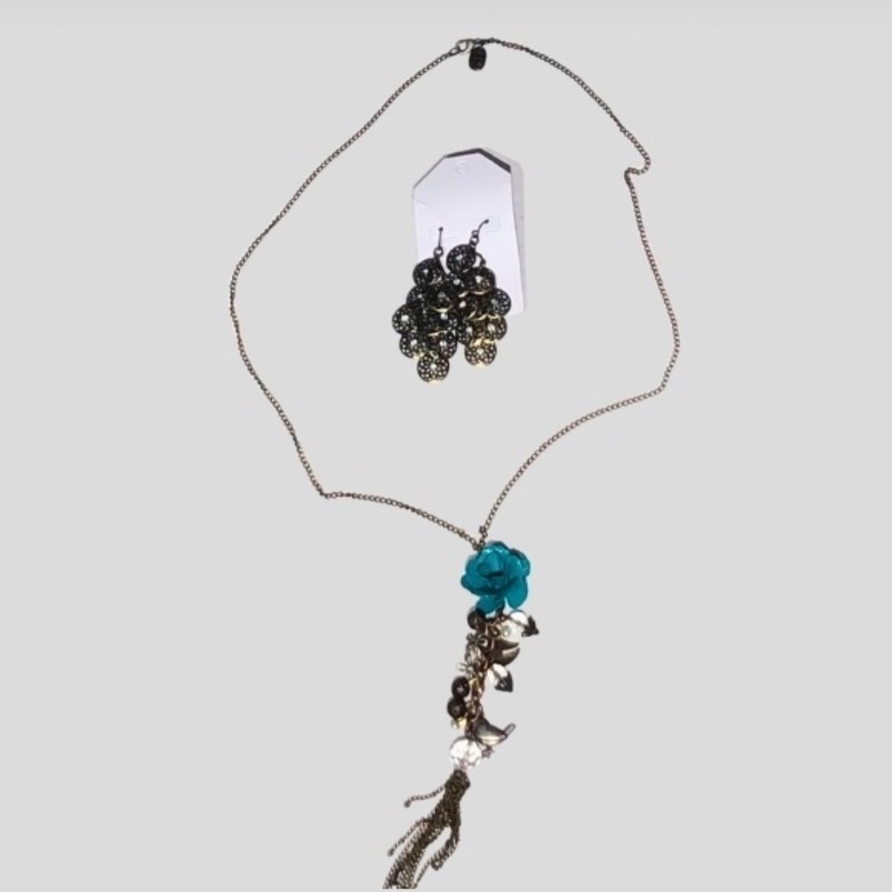Vintage Floral Turquoise Pendant Necklace and Filigree Earrings Set
